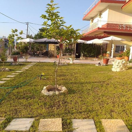 Pame Pantheos Hotell Kamena Vourla Exteriör bild