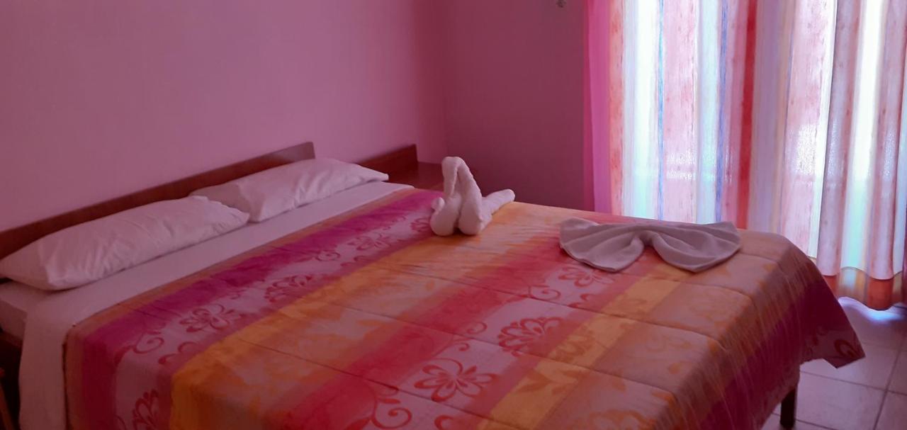 Pame Pantheos Hotell Kamena Vourla Exteriör bild
